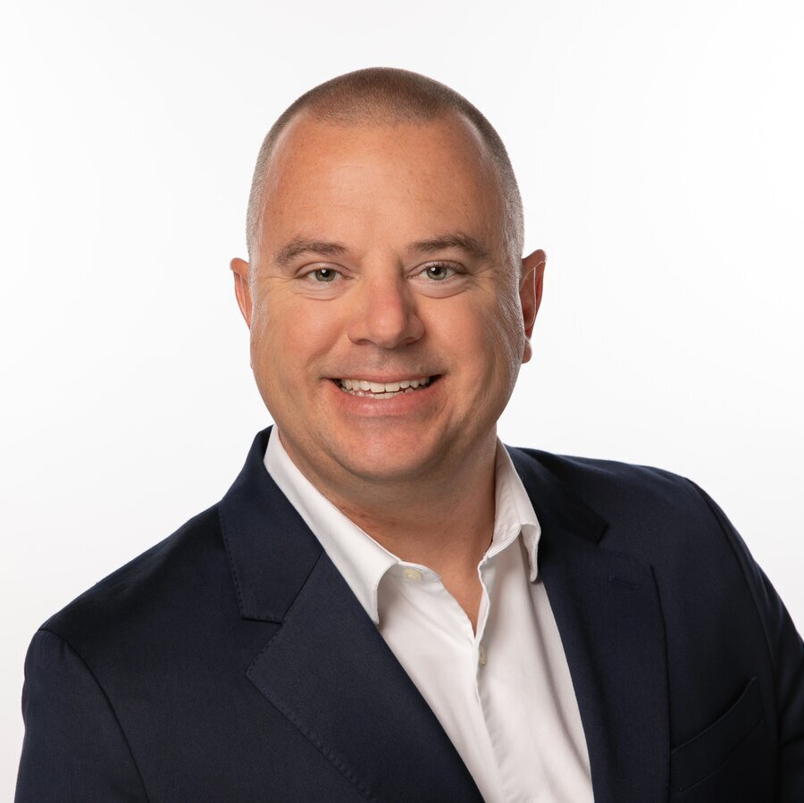 Real Estate Agent Bobby Walker